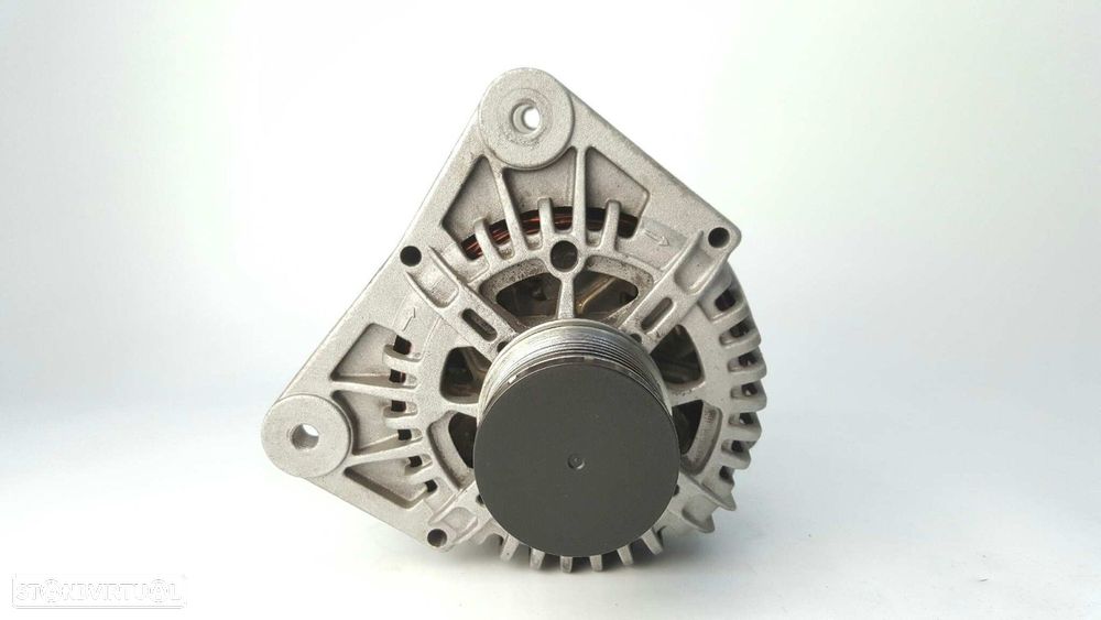 ALTERNADOR RENAULT MEGANE II BERLINA 3P CONFORT DYNAMIQUE - 4