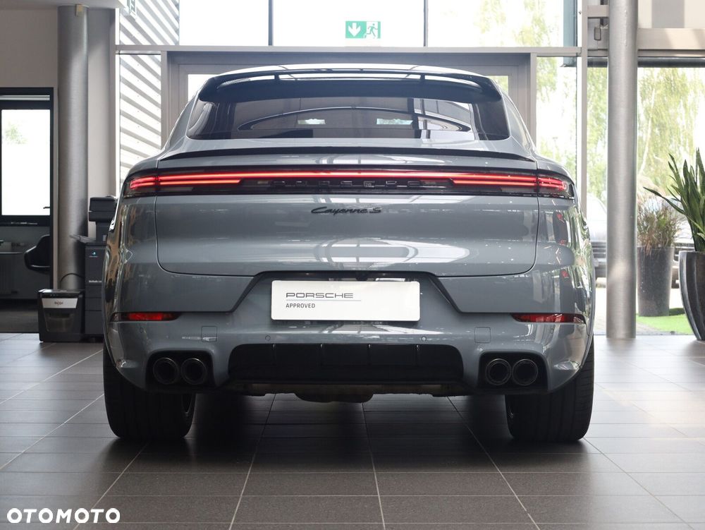 Porsche Cayenne S - 7