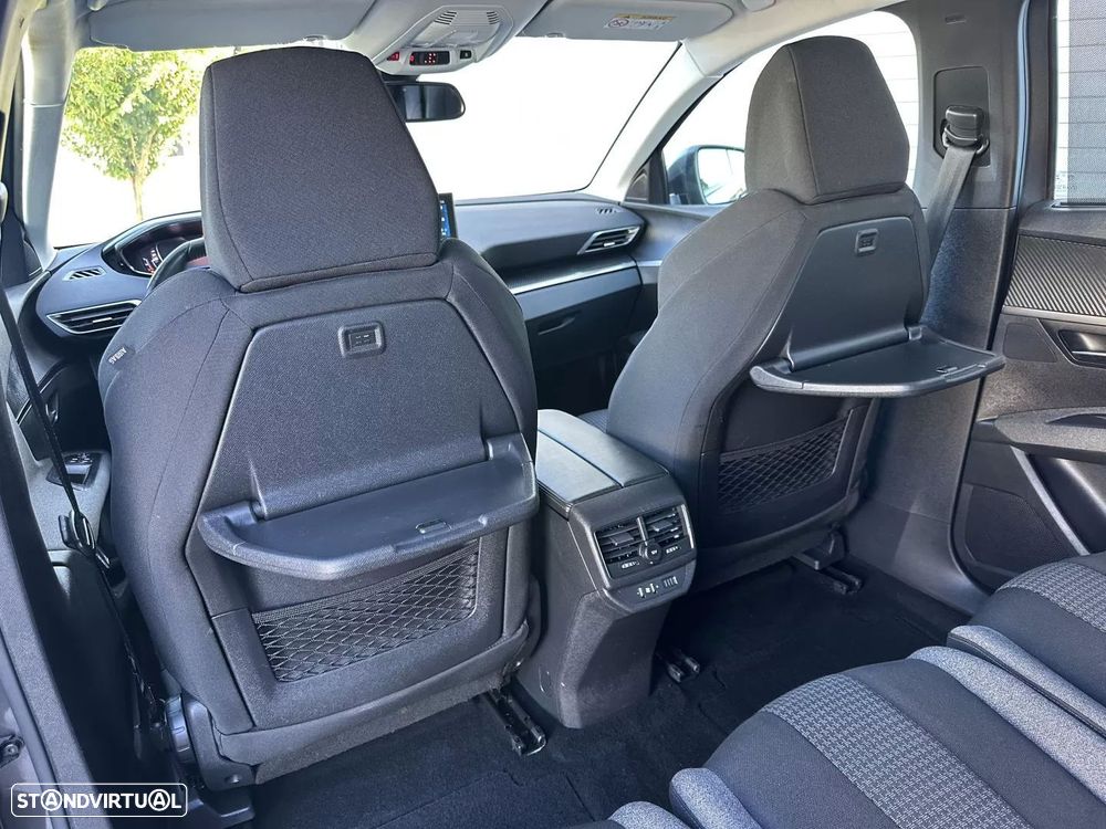 Peugeot 5008 1.2 PureTech Allure Pack EAT8 - 58