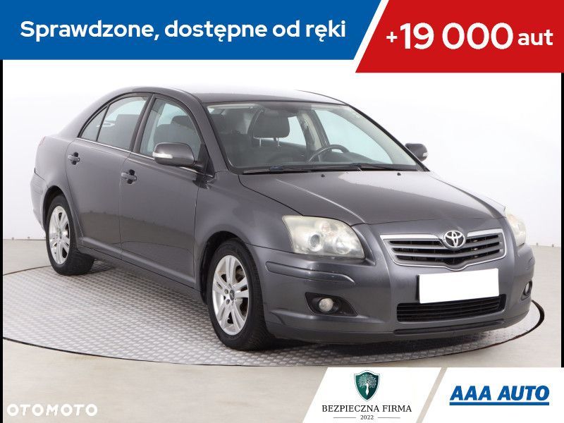 Toyota Avensis - 1