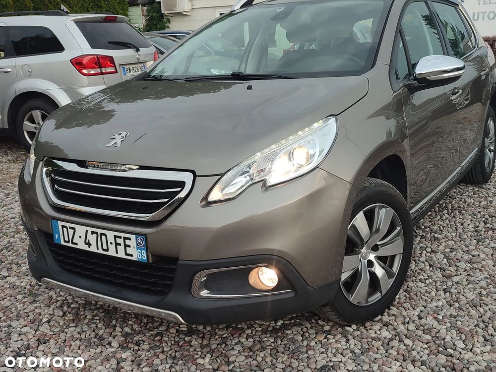 Peugeot 2008 1.2 Pure Tech GPF Allure S&S EAT6 - 6