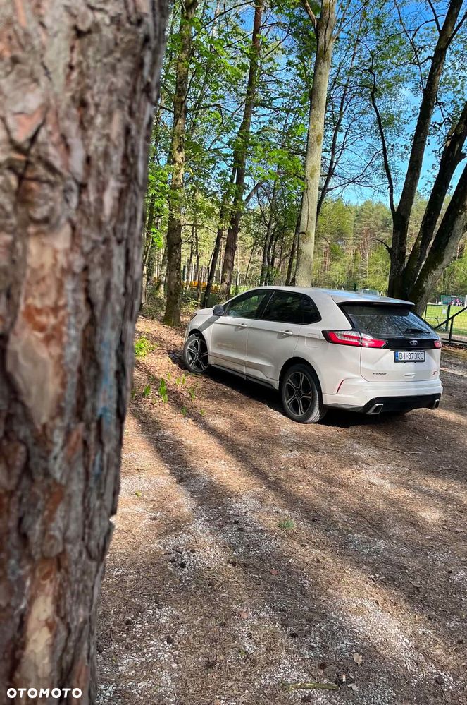 Ford Edge - 3