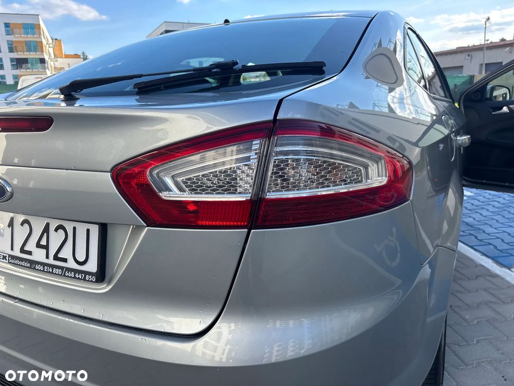 Ford Mondeo - 15