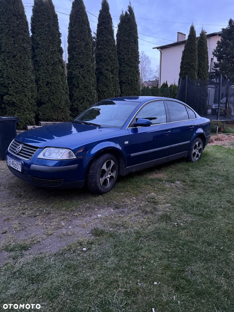 Volkswagen Passat 1.6 - 7
