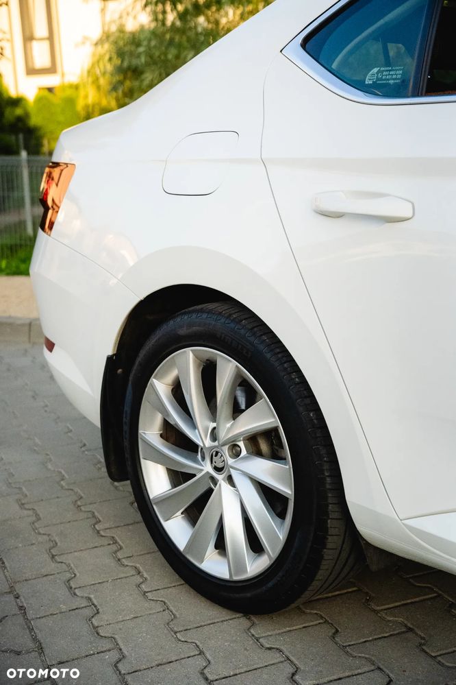 Skoda Superb 1.8 TSI Ambition - 18