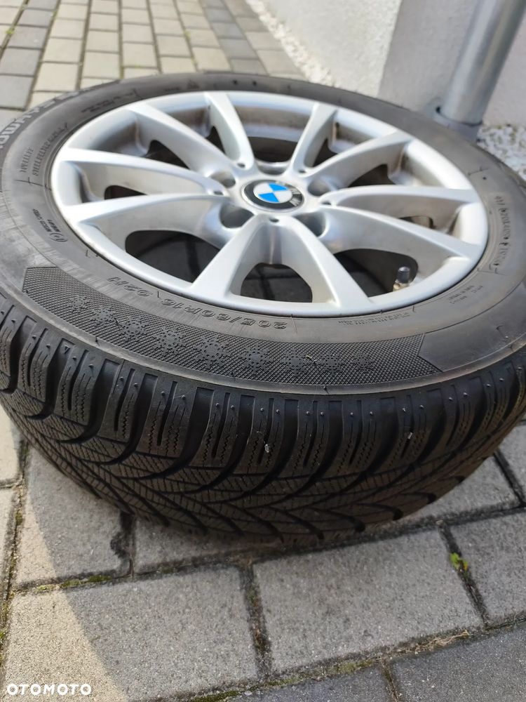 BMW Seria 3 318d Sport Line - 25