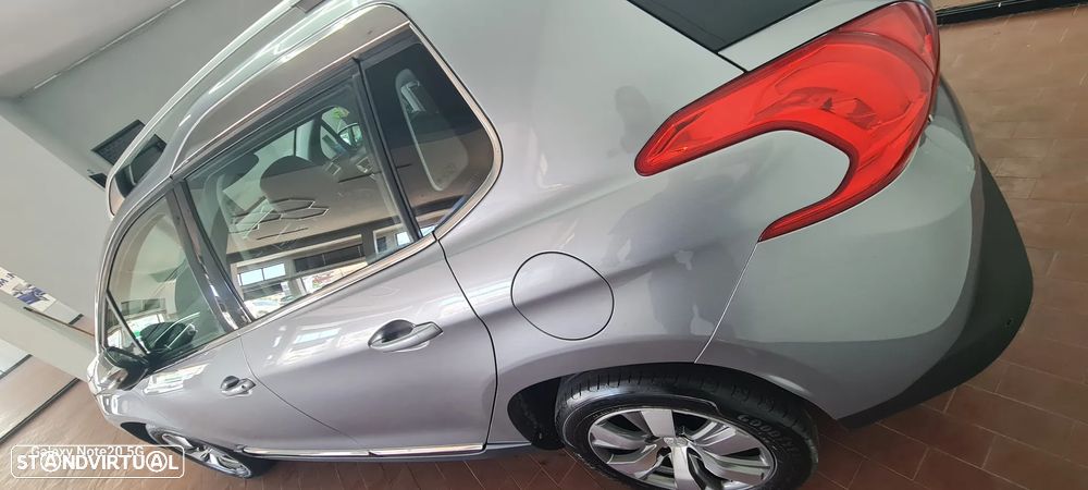Peugeot 2008 BlueHDi 100 STOP & START Allure - 7