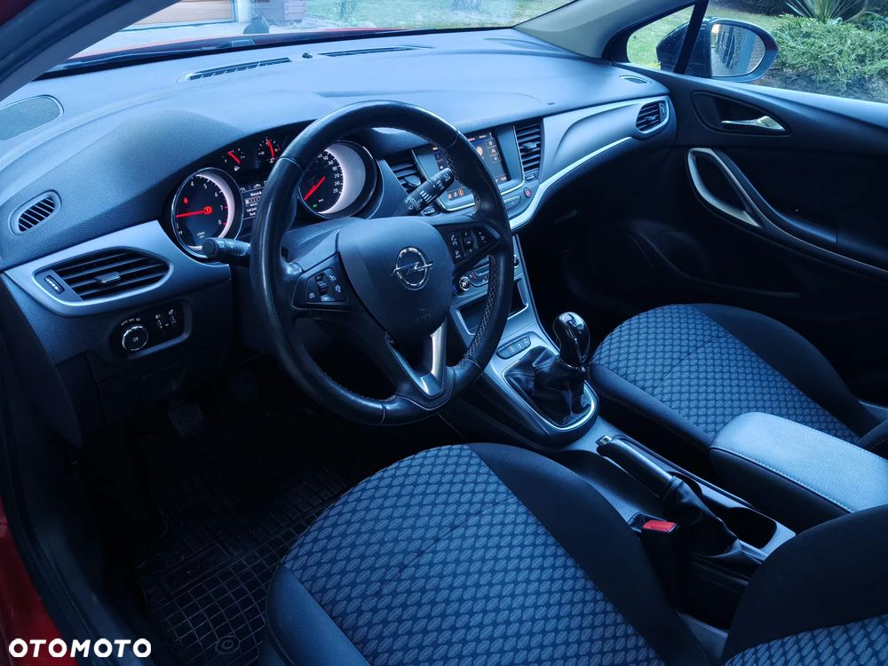 Opel Astra 1.2 T Edition S&S - 16