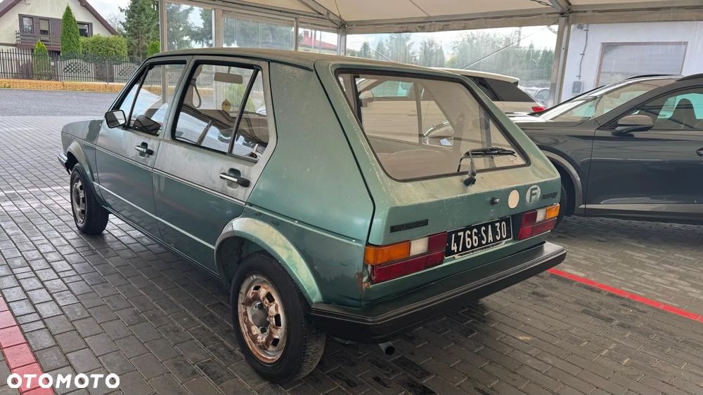 Volkswagen Golf 1.1 - 7