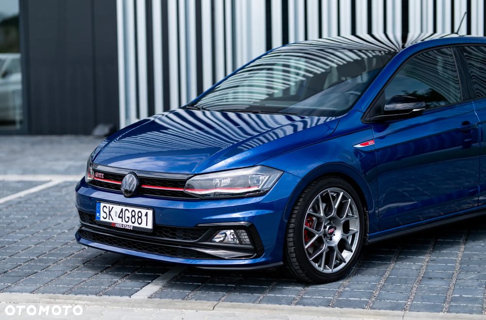Volkswagen Polo - 6
