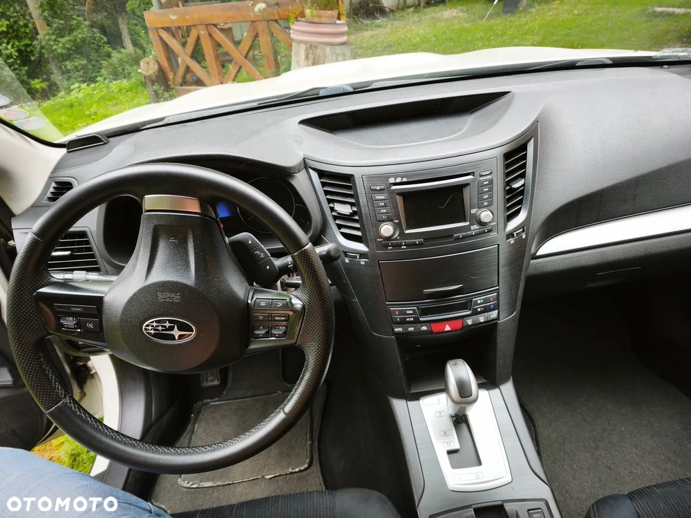 Subaru Outback - 6