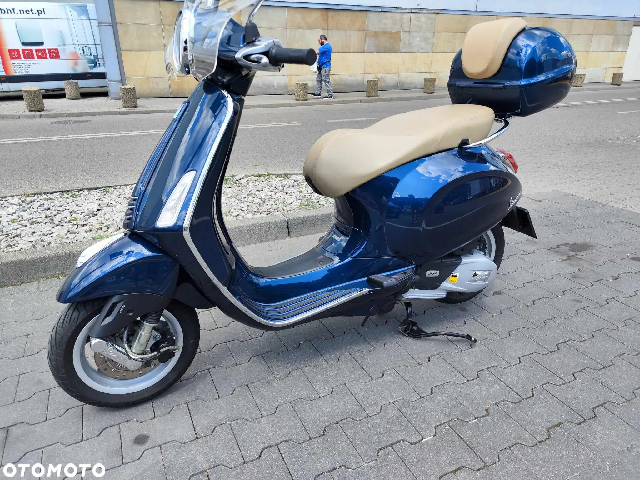 Vespa Primavera - 9