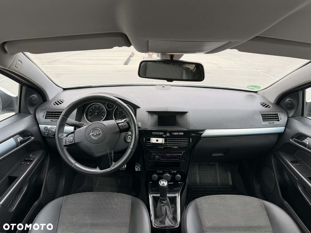 Opel Astra 1.8 Cosmo - 10