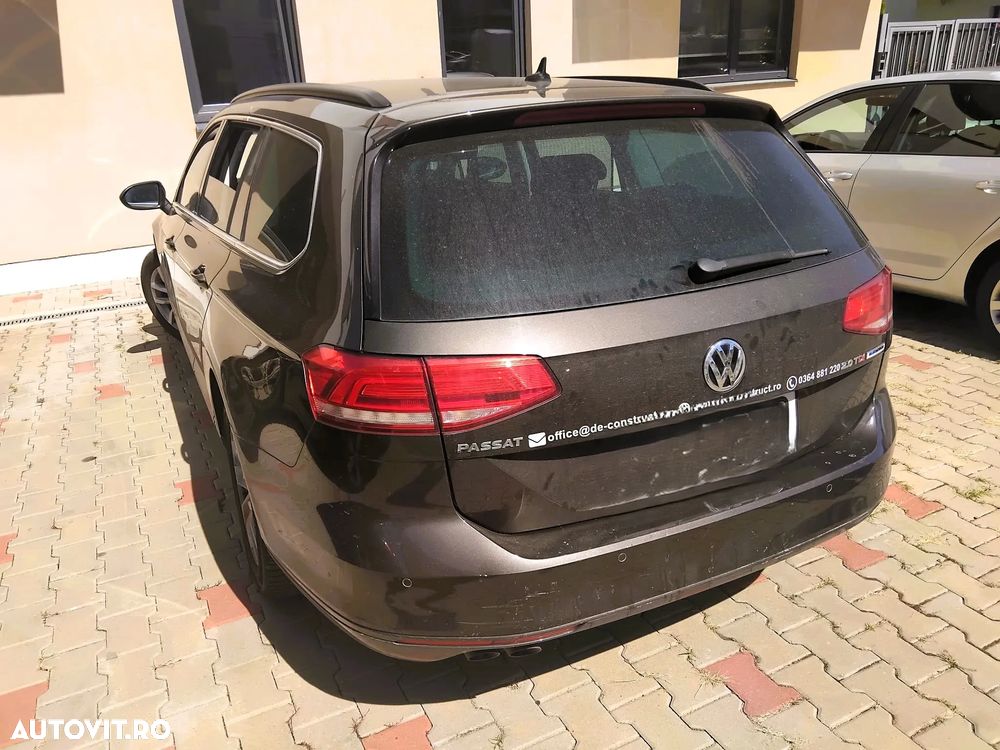 Volkswagen Passat Variant 2.0 TDI DSG (BlueMotion Technology) Comfortline - 3