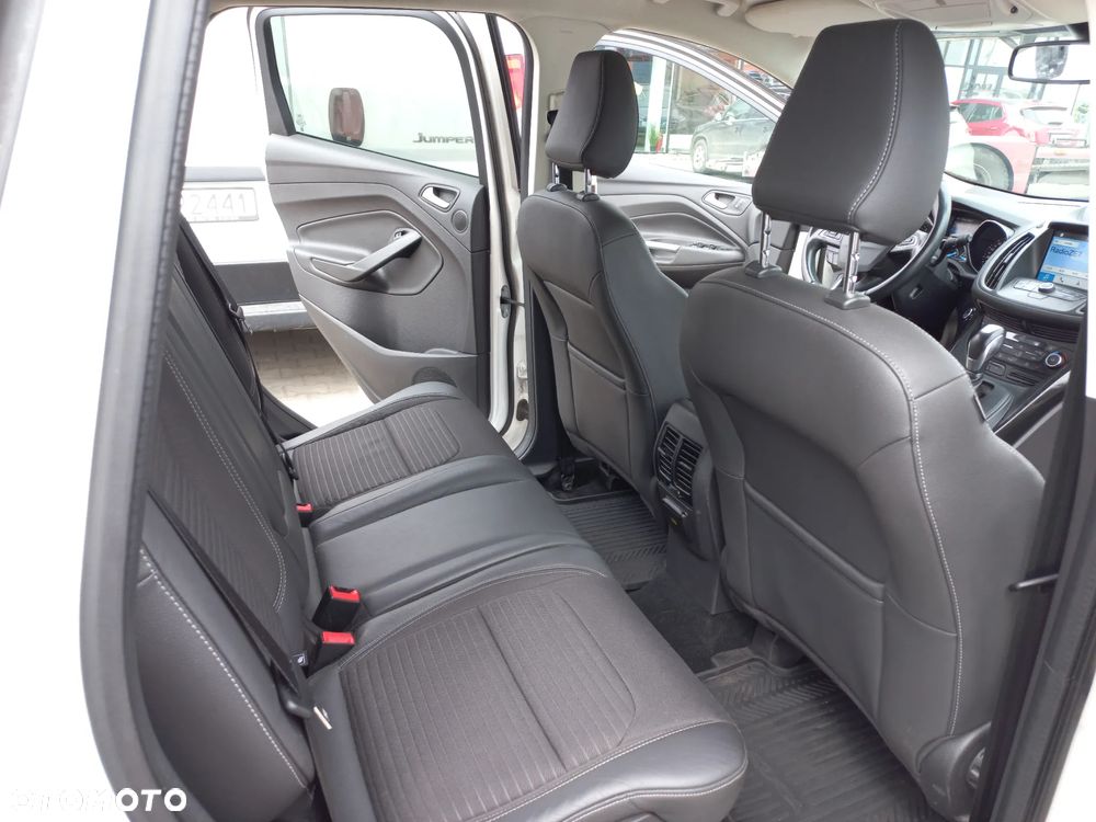 Ford Kuga 2.0 TDCi AWD Titanium - 13