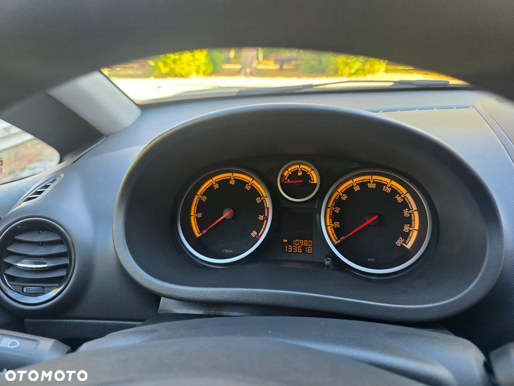 Opel Corsa 1.2 16V Enjoy - 22