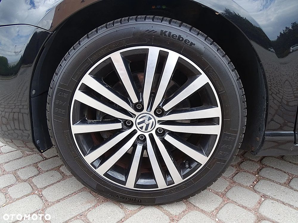 Volkswagen Passat Variant 2.0 TDI DPF Highline - 38