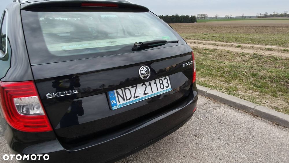 Skoda Superb 2.0 TDI Elegance DSG - 28