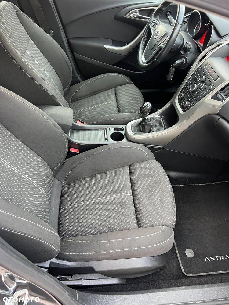 Opel Astra 1.4 Turbo Color Edition - 13