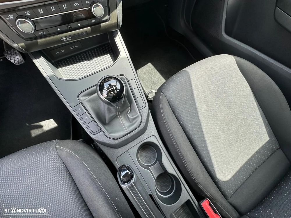 SEAT Ibiza 1.0 TSI Style - 25