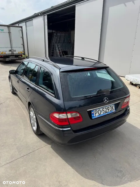 Mercedes-Benz Klasa E 320 CDI T Classic - 5