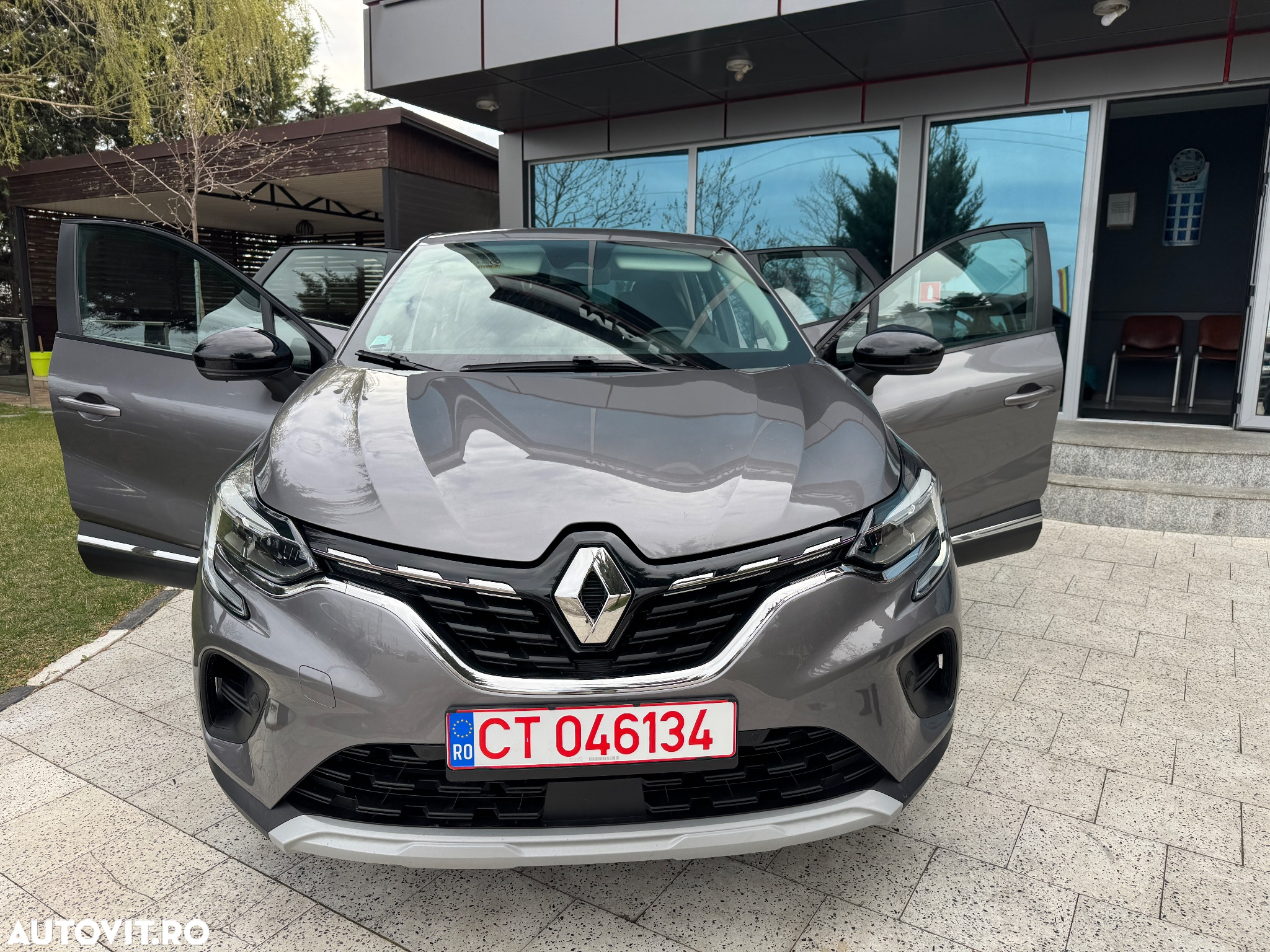 Renault Captur BLUE dCi EDC Intens - 11