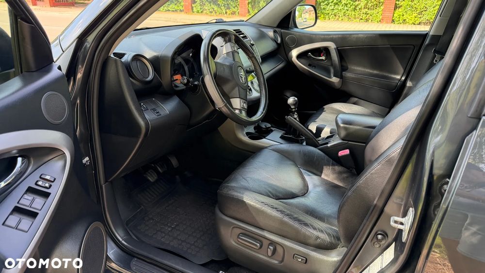 Toyota RAV4 2.2 D-CAT 4x4 Executive - 11