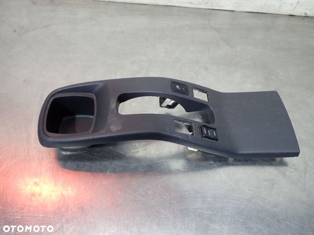 TUNEL ŚRODKOWY Z PRZEŁĄCZNIKIEM NAPĘDÓW SUZUKI SX4 1.6 75822-79J0 - 3