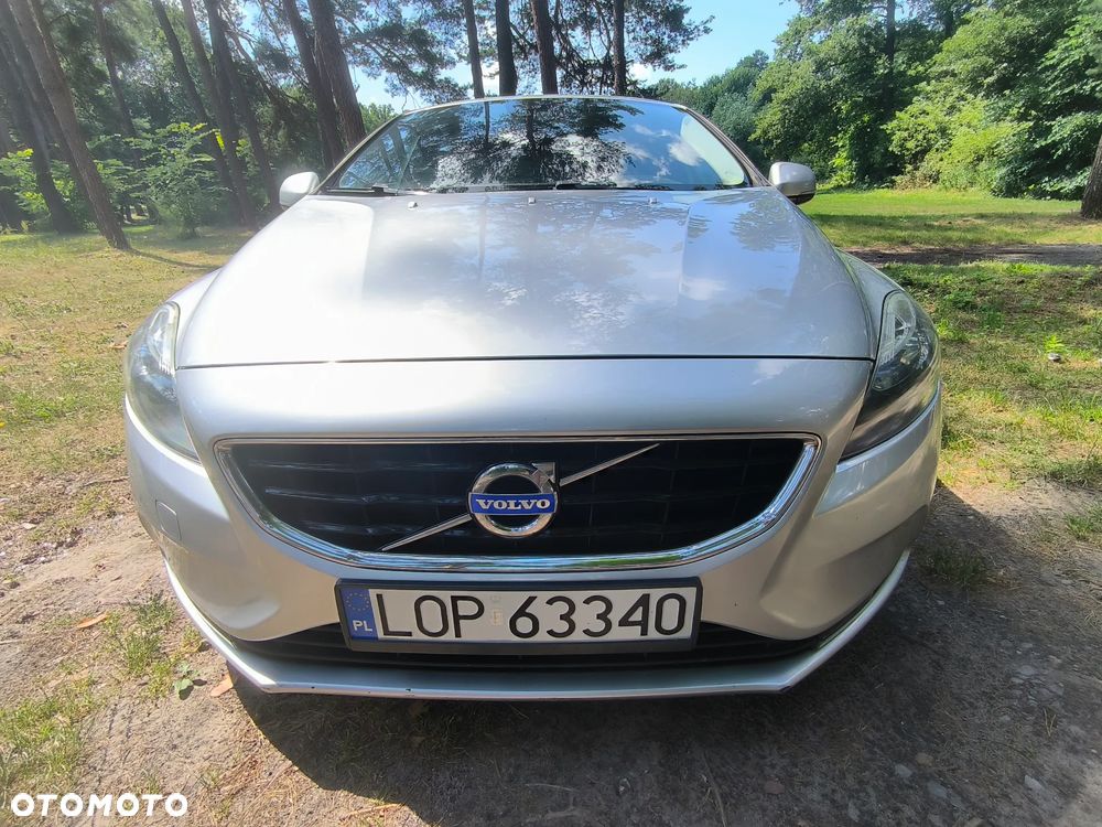 Volvo V40 D4 Drive-E Momentum - 28