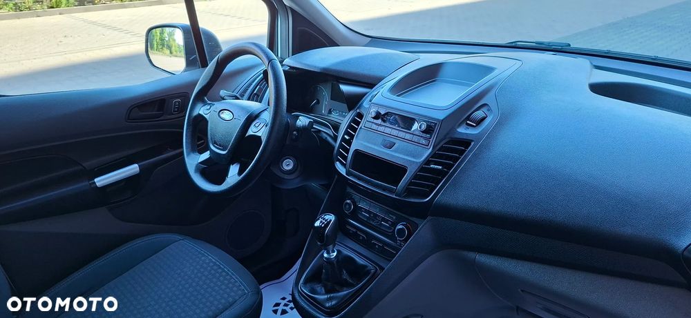 Ford Connect Transit - 27