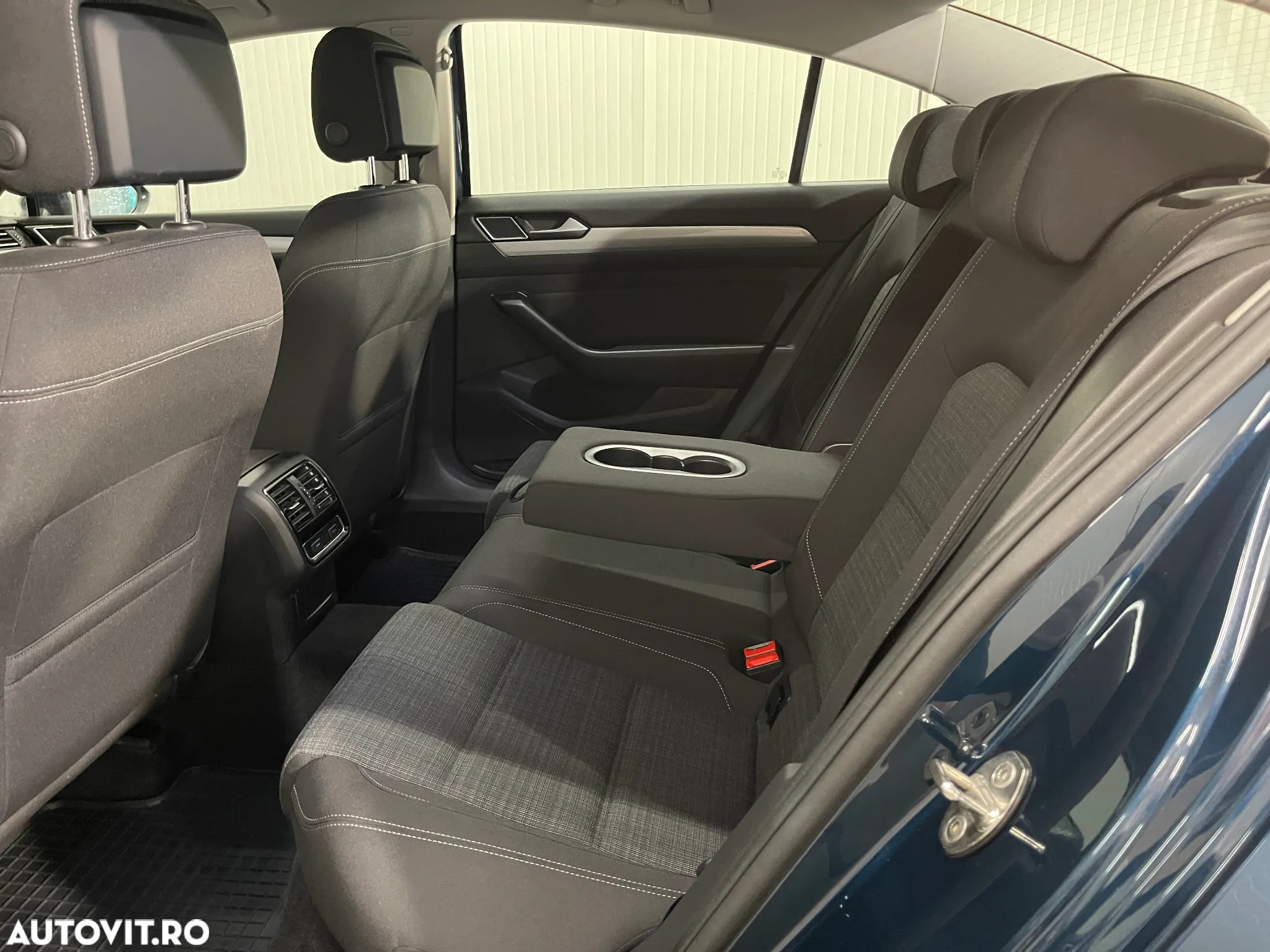 Volkswagen Passat 1.5 TSI ACT DSG Comfortline - 11