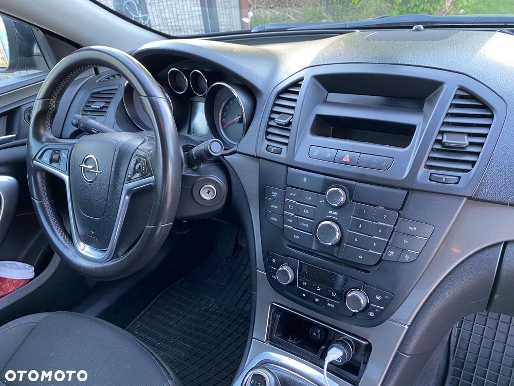 Opel Insignia 1.8 - 6