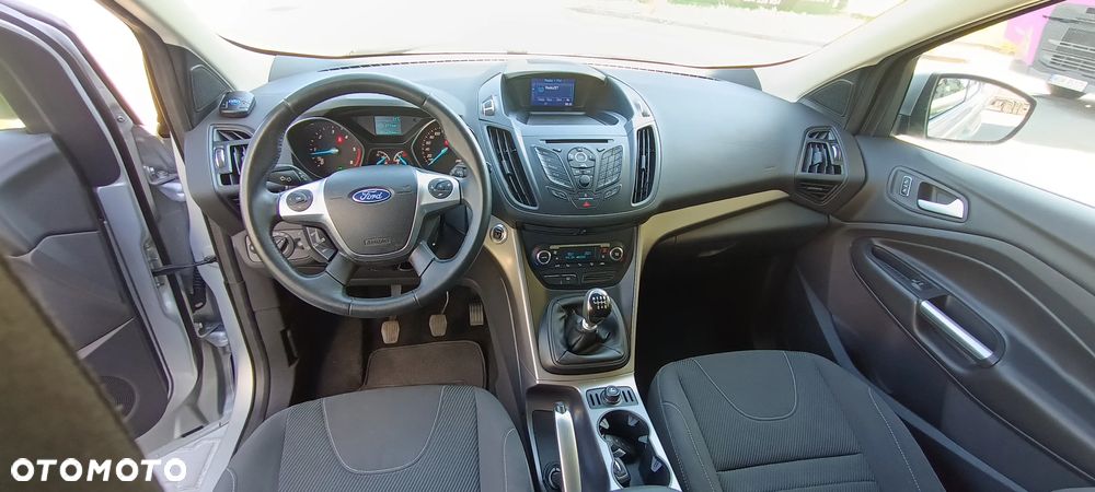 Ford Kuga 2.0 TDCi 4x4 Titanium - 25