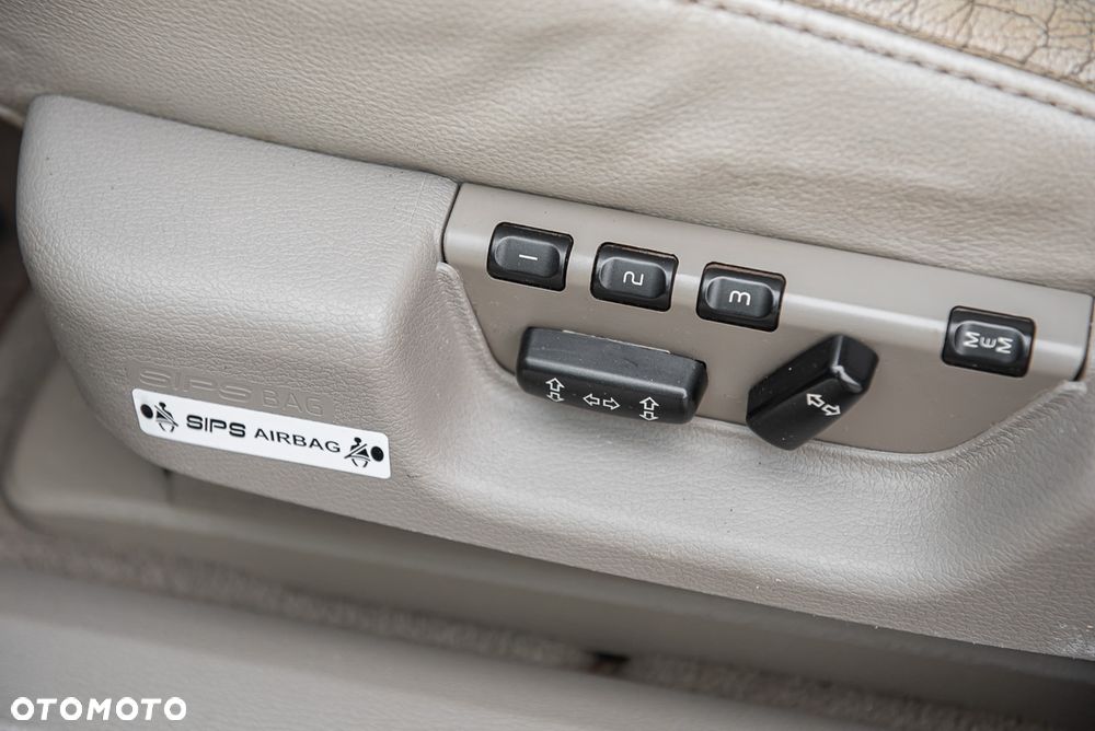 Volvo XC 90 T6 Momentum - 17