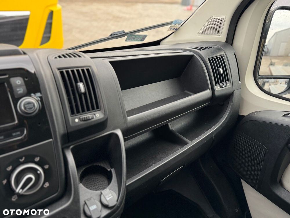 Peugeot Boxer - 17