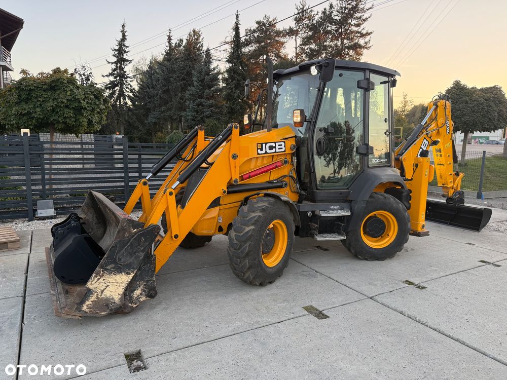 JCB 3CX Compact - 15
