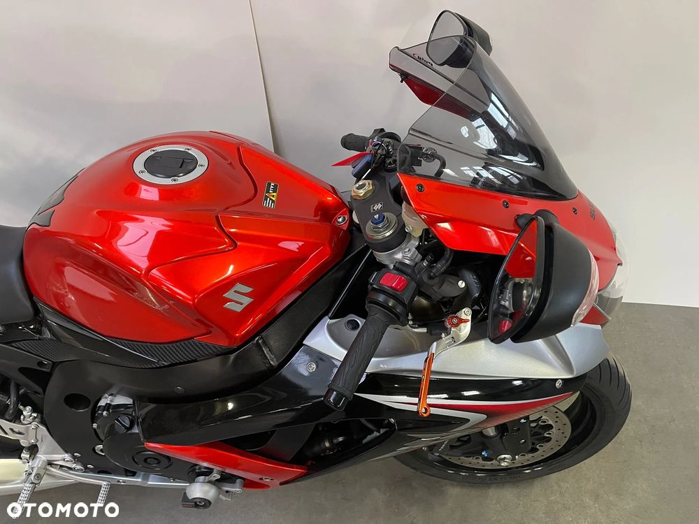 Suzuki GSX-R - 11