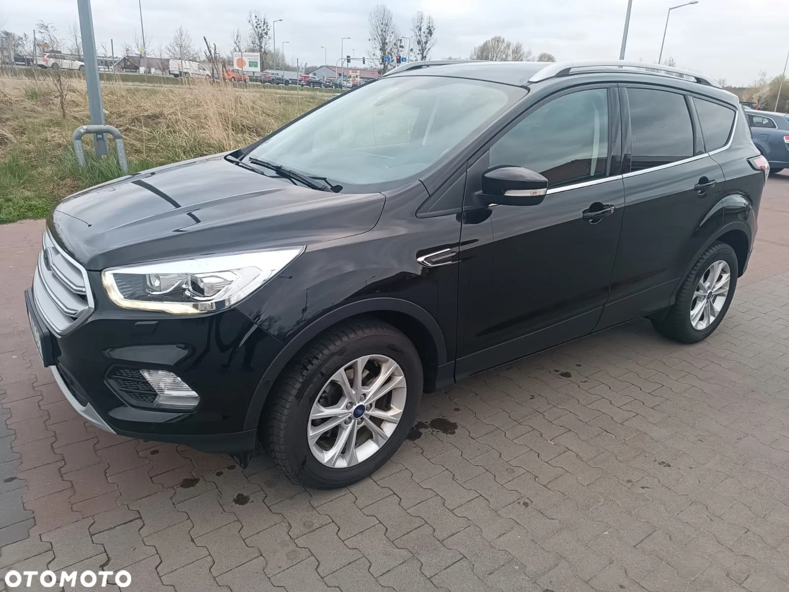 Ford Kuga 1.5 EcoBoost FWD Titanium ASS MMT6 - 9