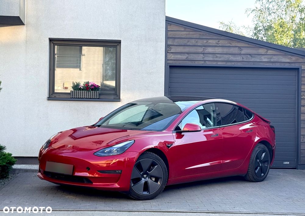 Tesla Model 3 - 6