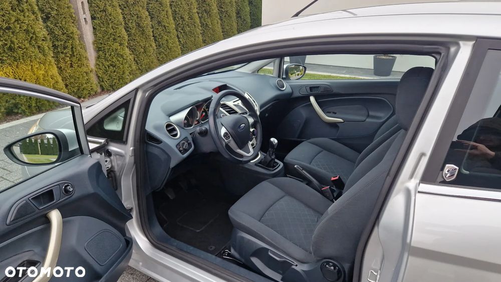 Ford Fiesta 1.25 Ghia - 7