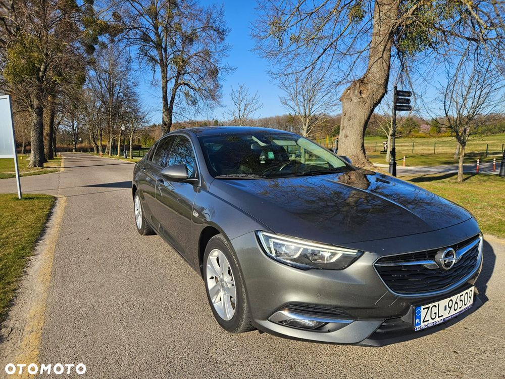 Opel Insignia - 1