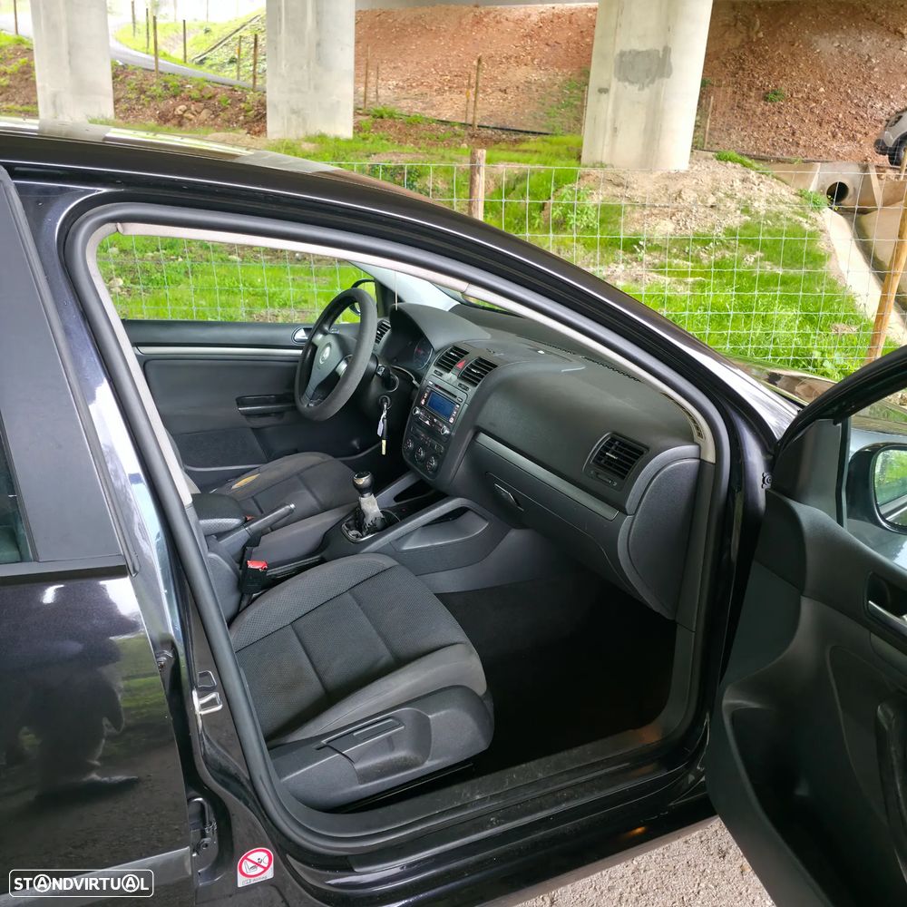 VW Golf 1.9 TDi 6V Confortline - 8
