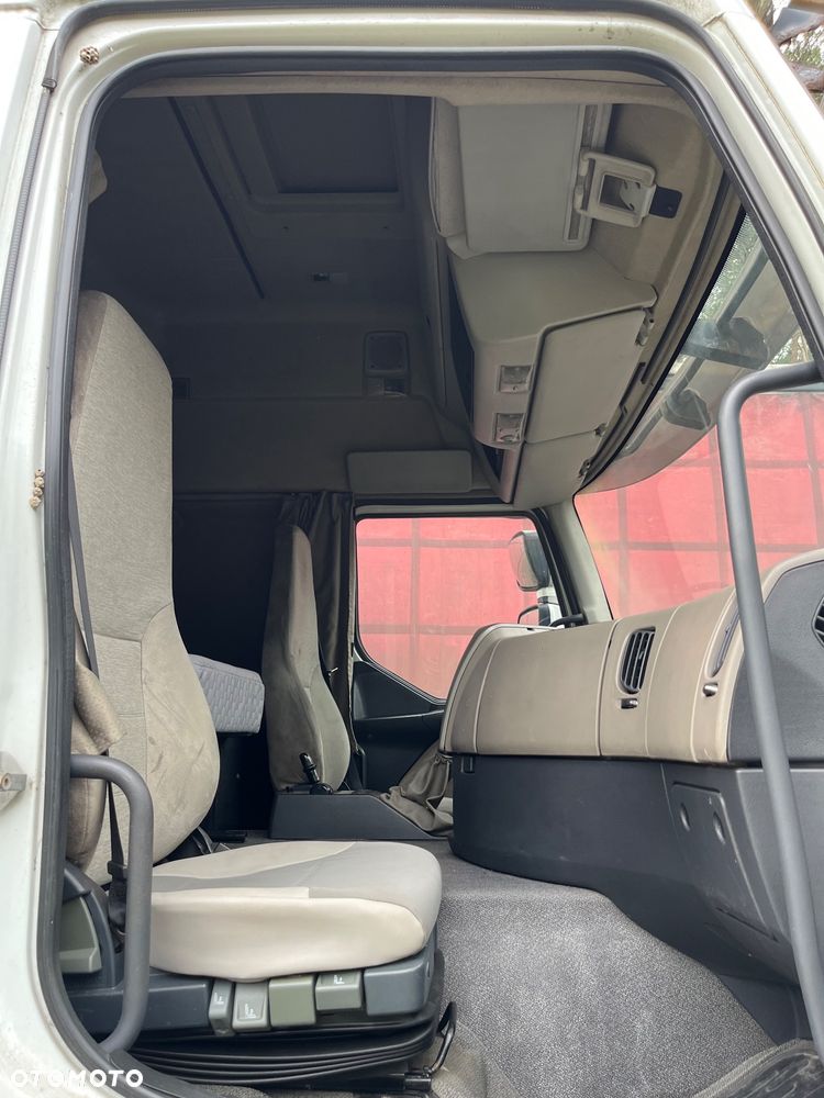 Renault Premium - 6