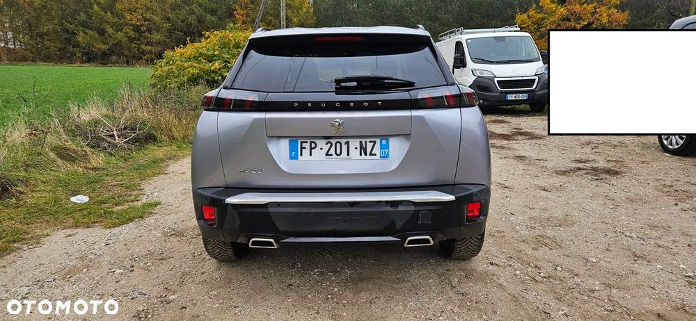 Peugeot 2008 - 4