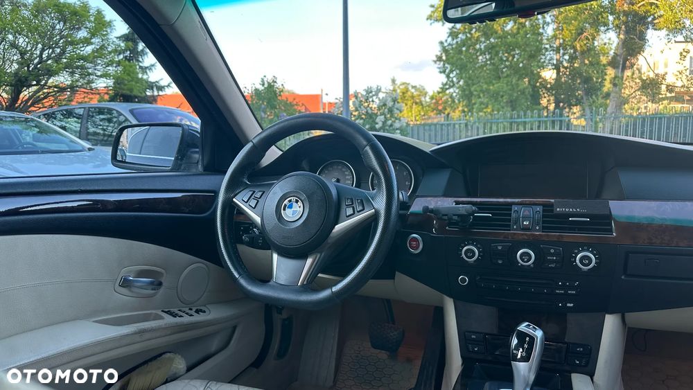 BMW Seria 5 - 11