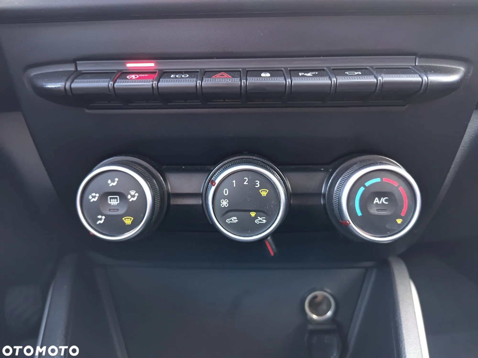 Dacia Duster 1.0 TCe Prestige - 17