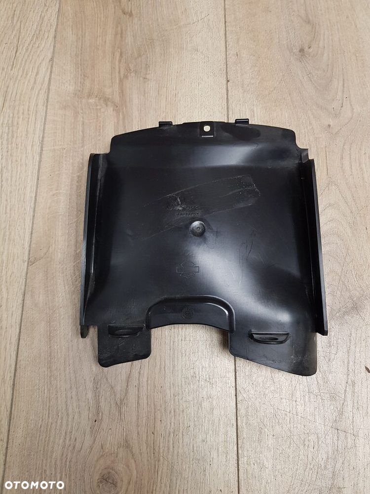 Chlapacz plastik Harley Davidson Softail M8  59600030 - 5