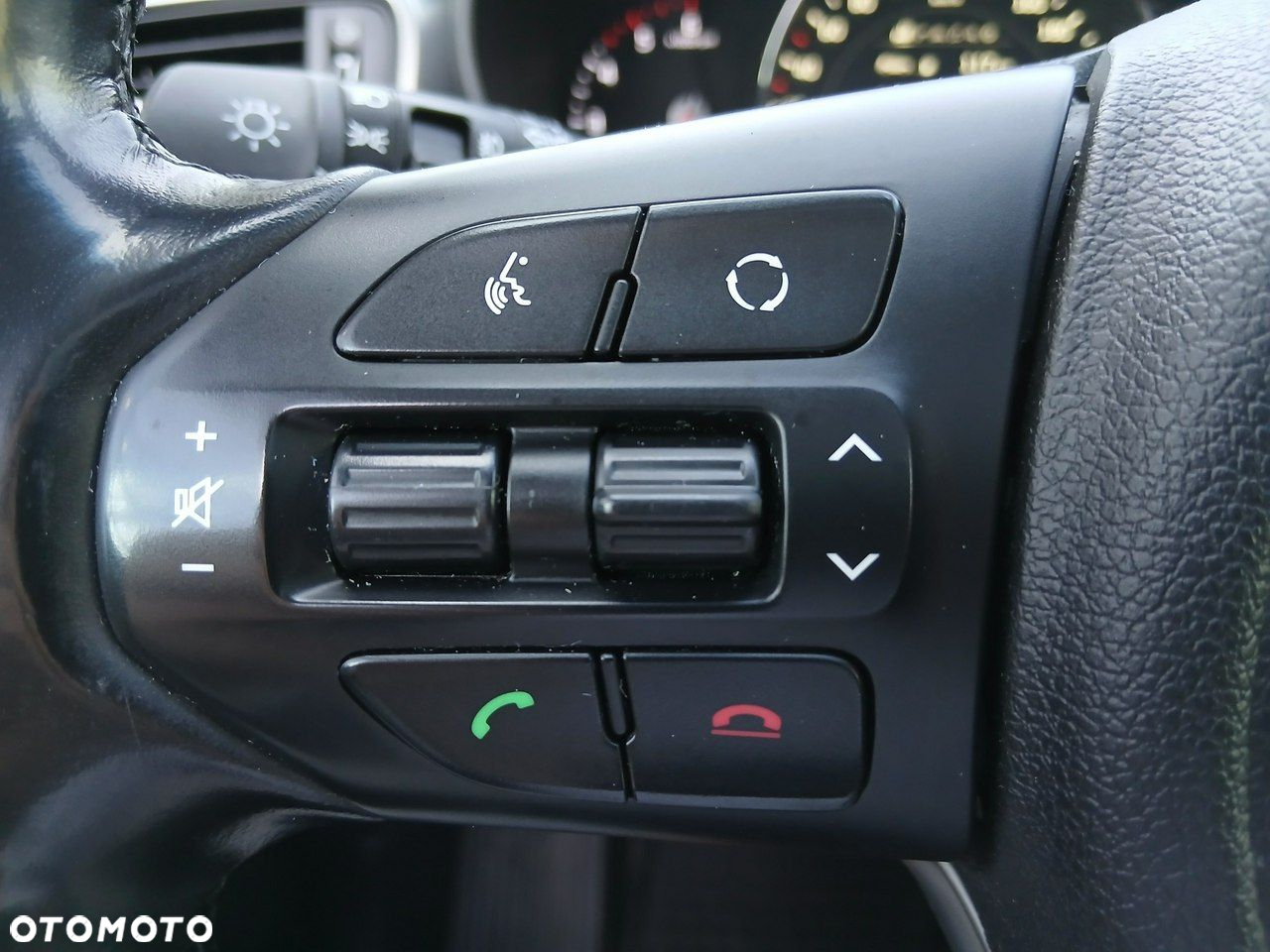 Kia Sorento - 38