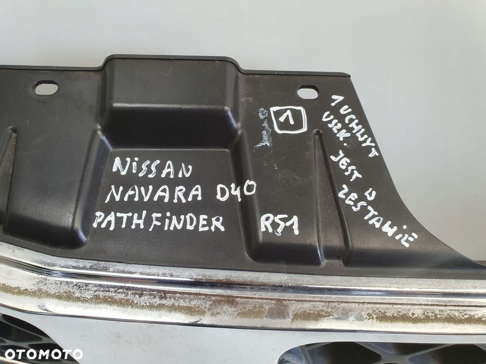 Nissan Navara III D40 Pathfinder III ATRAPA CHŁODNICY Grill gril 2310EB400 - 5