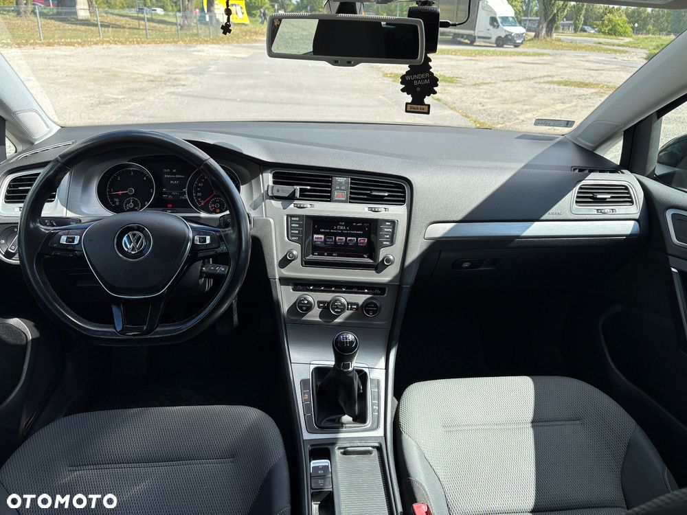 Volkswagen Golf VII 1.6 TDI BMT Comfortline - 10
